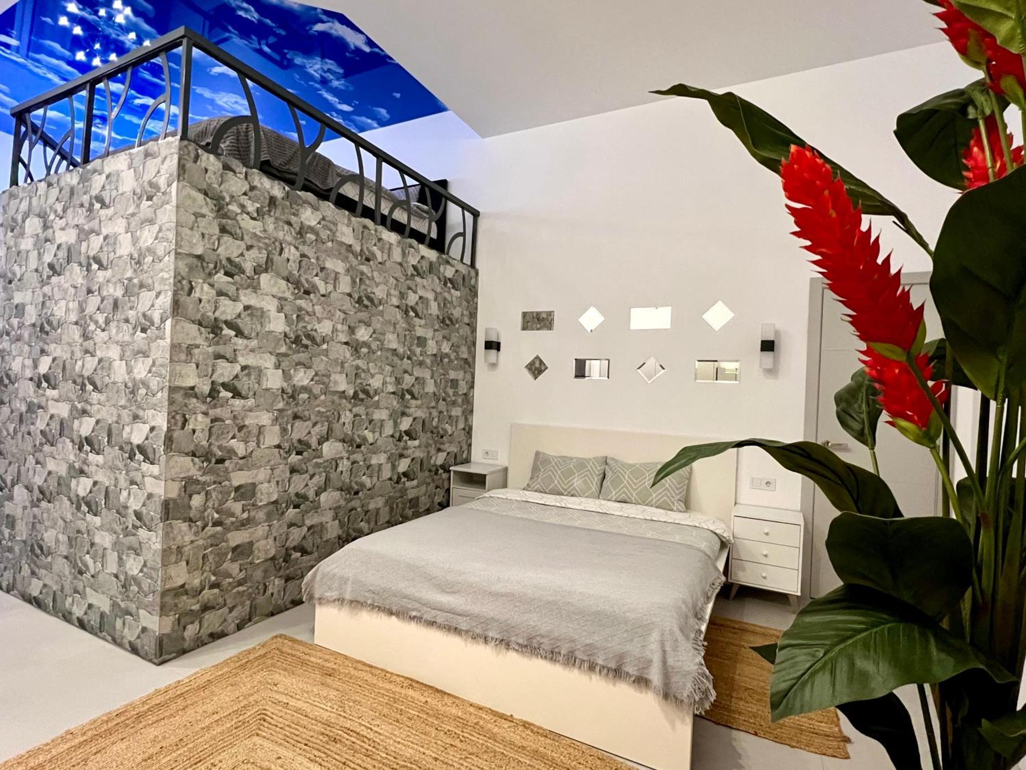 Exquisite Studio Apartment With An Original Design Βαλένθια Εξωτερικό φωτογραφία